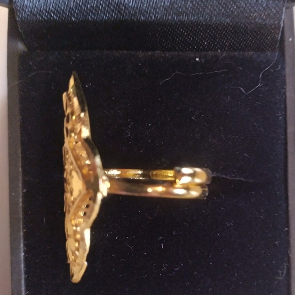 💎 #4  AMAZING DUBAI Gold Adjustable Size Shield Ring 😯 - Picture 4 of 10